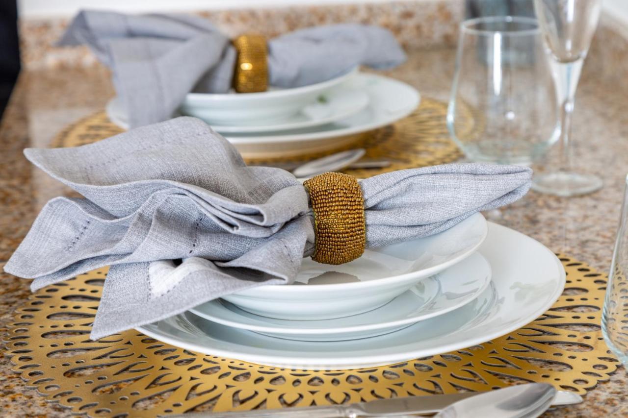 Frank Porter - Goldcrest Executive Appartamento Dubai Esterno foto